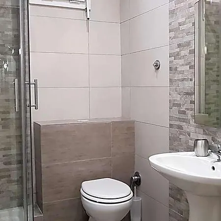 فندق مبيت وإفطار Piumith 3*