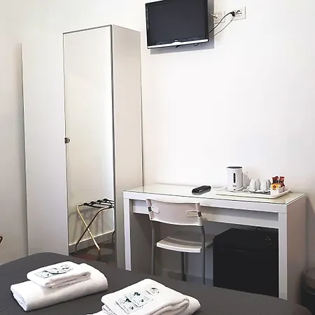 Piumith Bed & Breakfast 2*